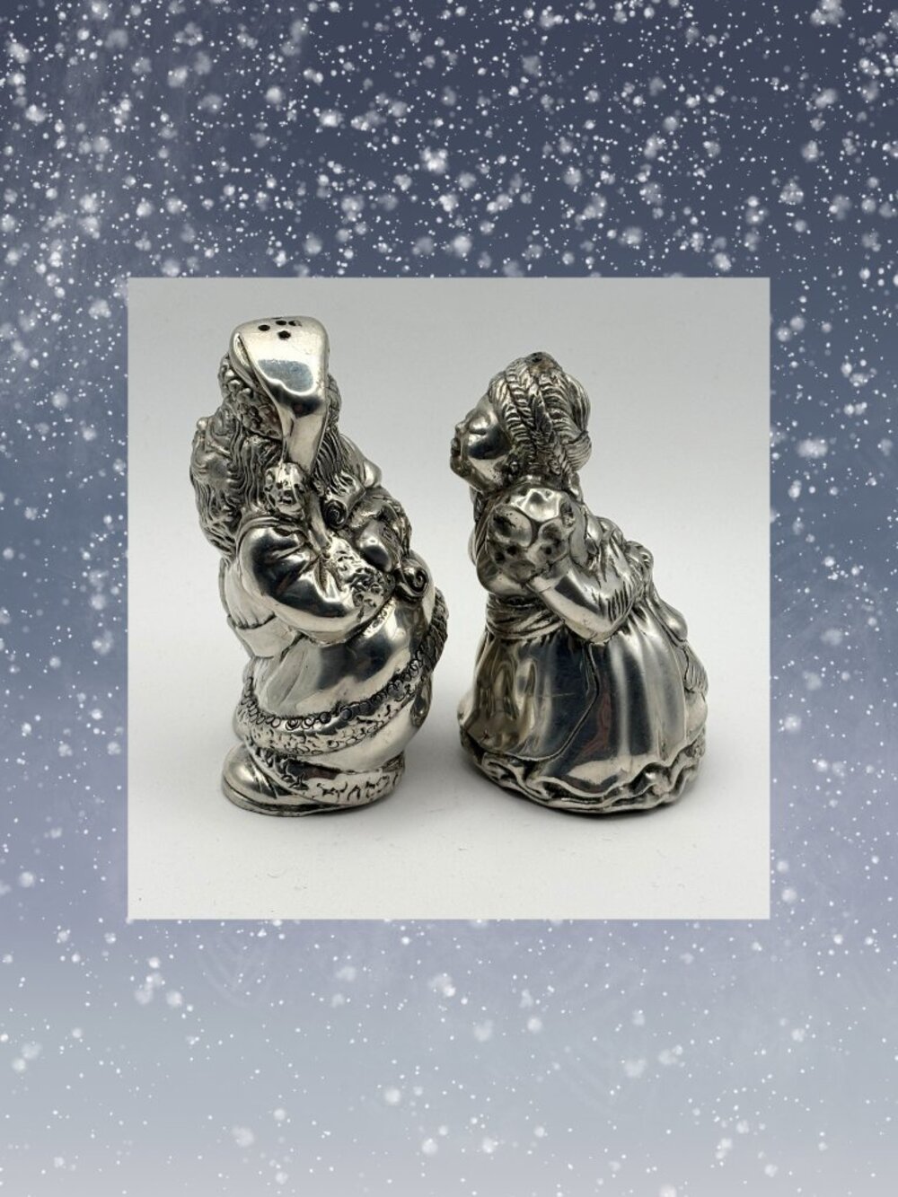 Kirk Stieff pewter Santa and Mrs. Claus salt and pepper shakers (#716) - Picture 2 of 6